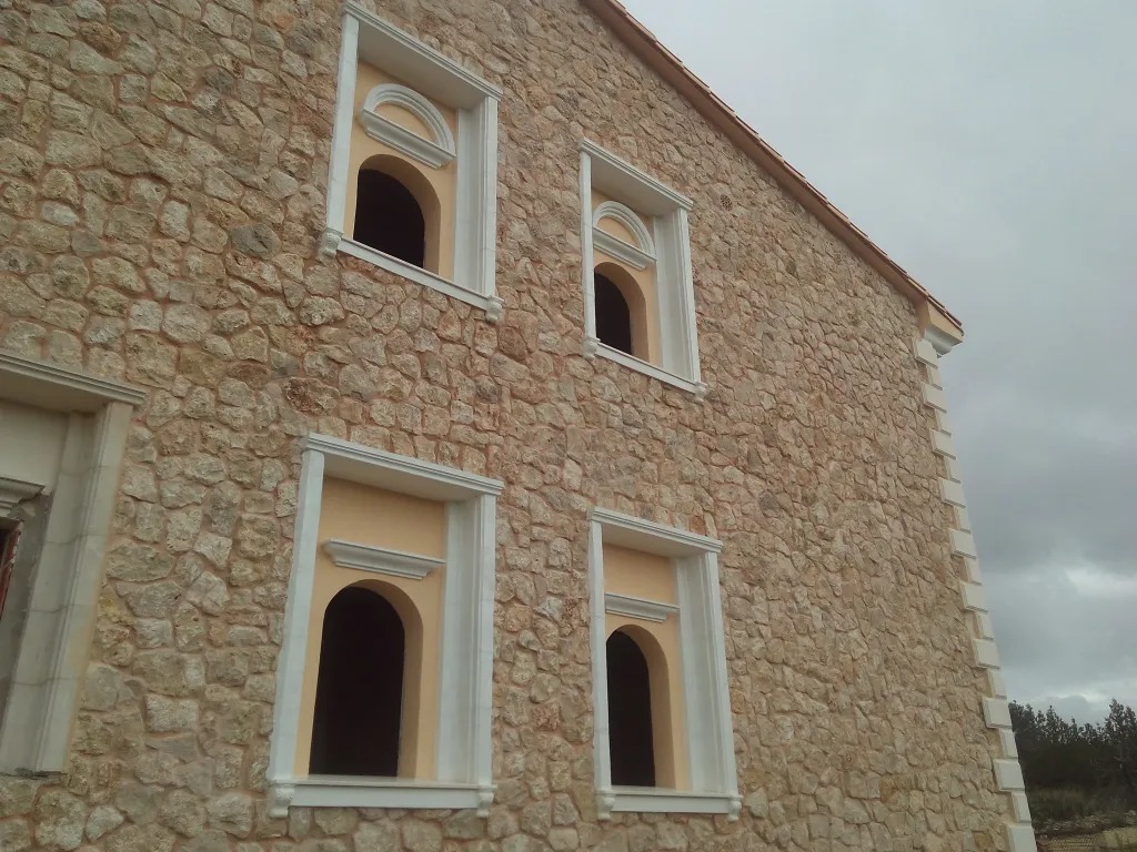 Arcos de poliestireno expandido para fachada, puertas y ventanas