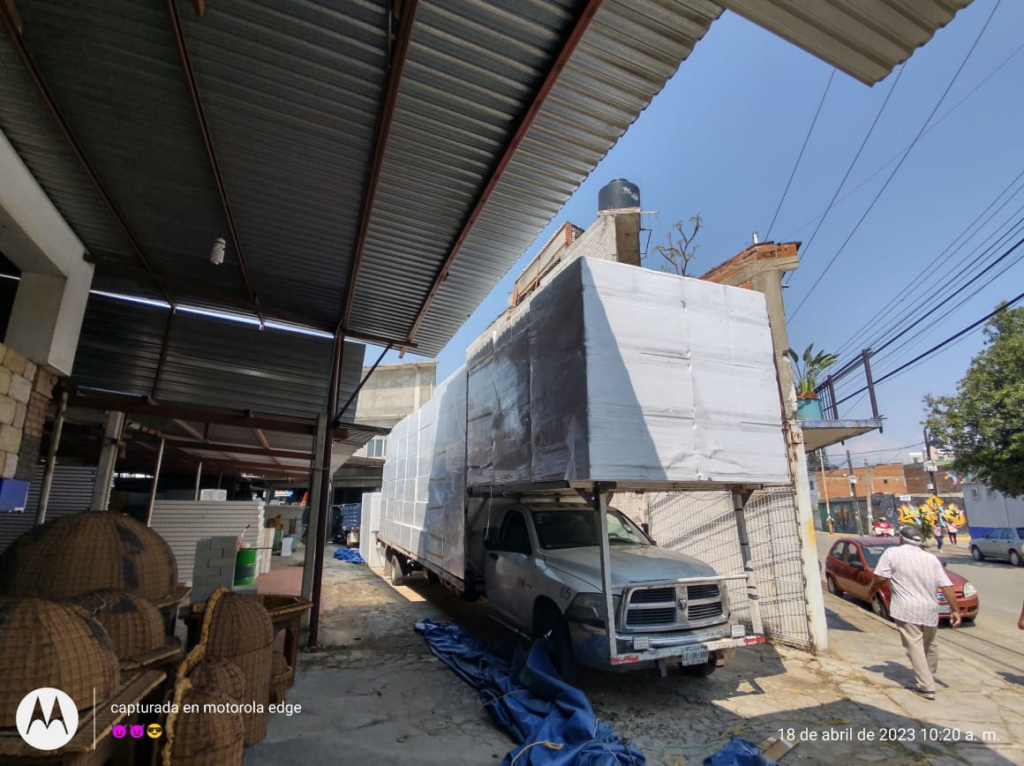 Entrega de EPS y unicel para casas de materiales en Estado de México y CDMX